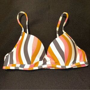 Shade & Shore bikini top bra sized 34B swim suit top